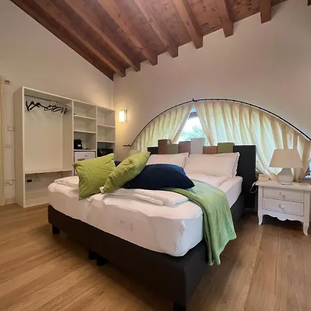 Steba House Savani Barbara Foresteria Lombarda Gasthof *